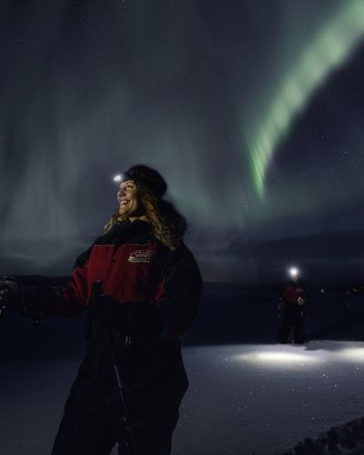 Snowshoeing and northernlights by Ruka Safaris