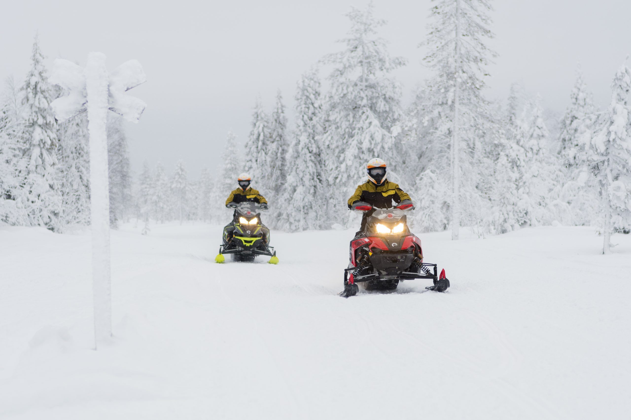 Ruka-Kuusamon moottorikelkkareitit - Stella Polaris adventures - Kelkkavuokraus ruka